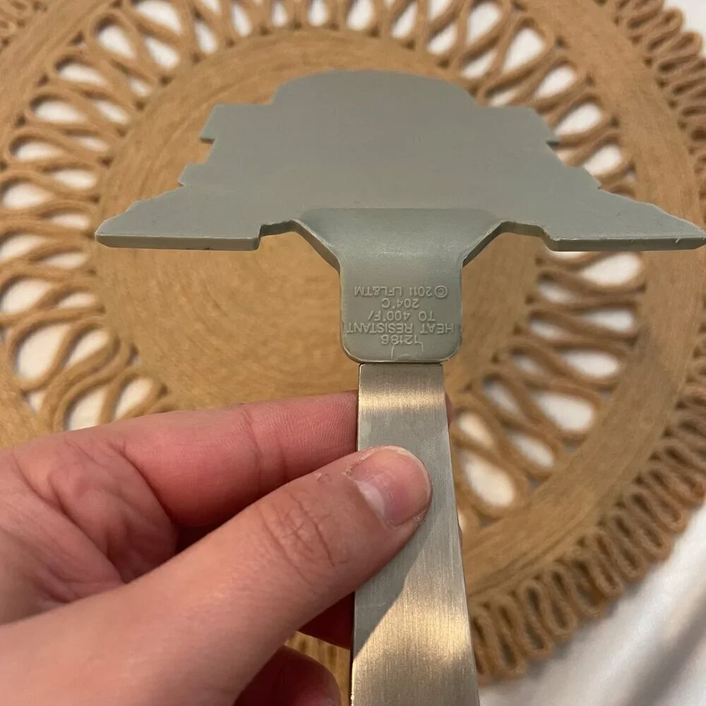 NWOT Williams Sonoma × Star Wars R2-D2 Flexible Turner Spatula Kitchen Tool